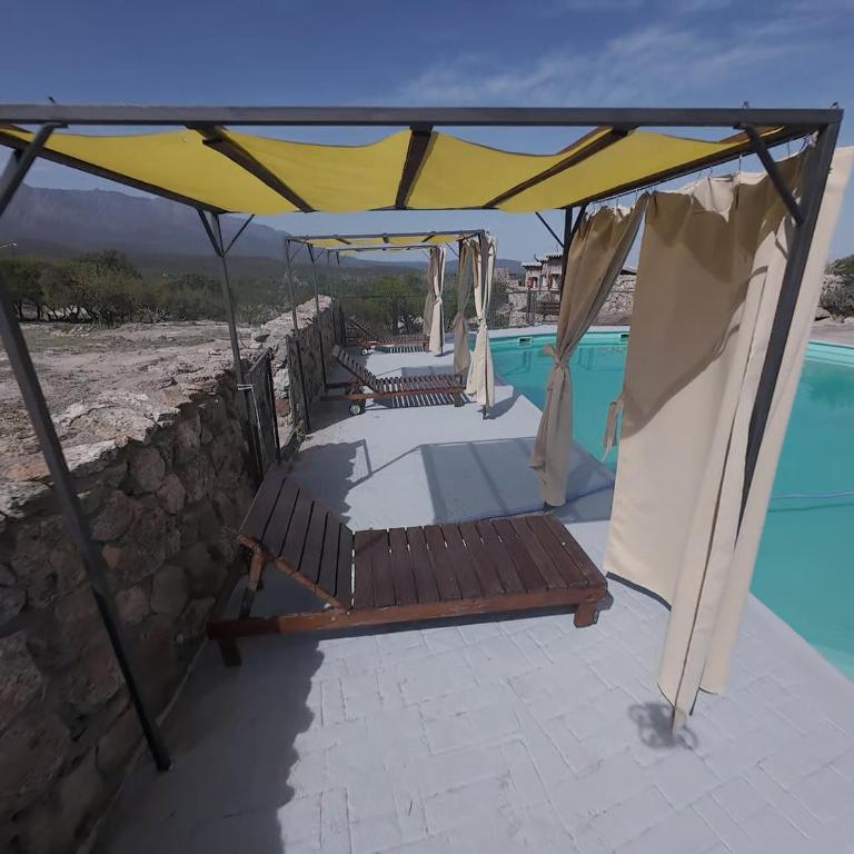 Suite's on the rock's - One-Bedroom Apartment - 3