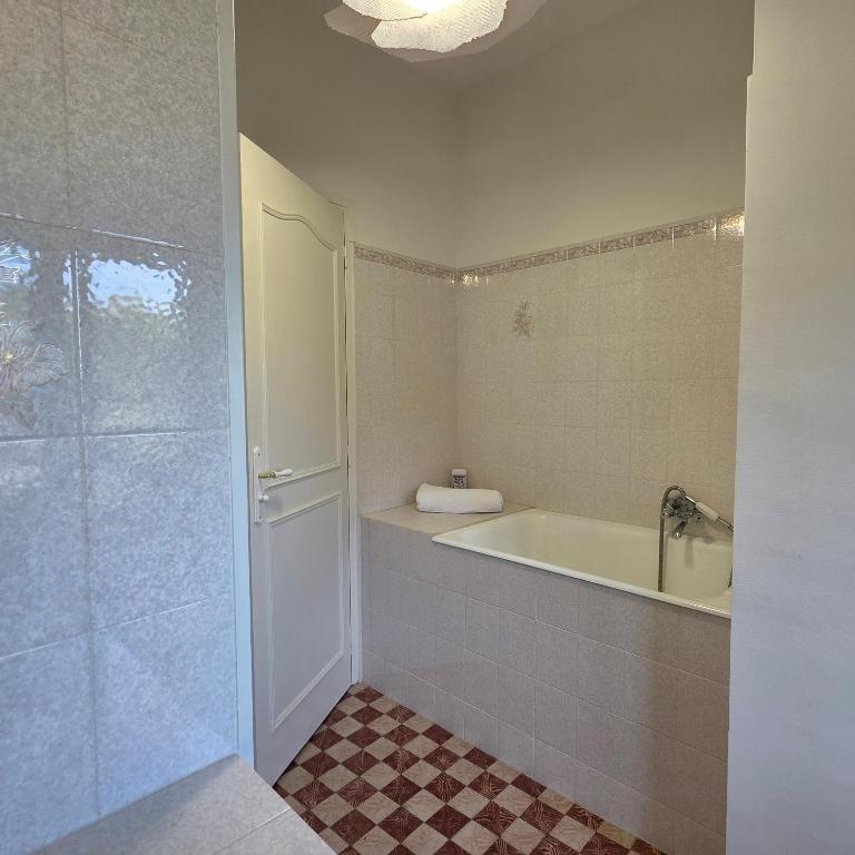Villa les Tilleuls - Arènes de Béziers - Maison 1 Chambre - 14