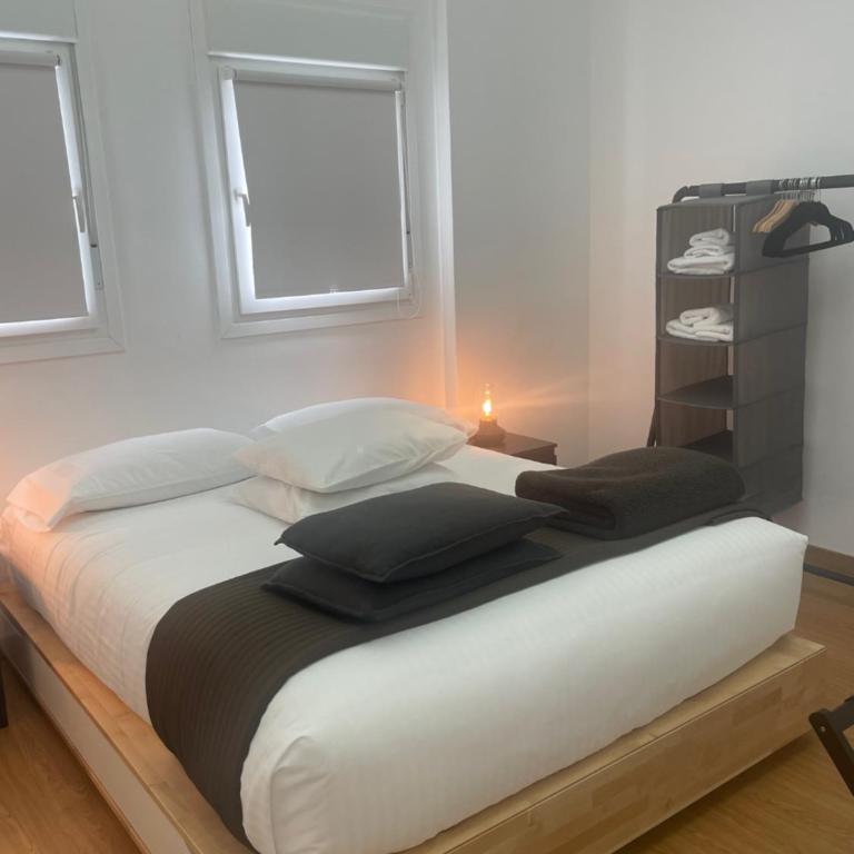 RT74 Calle Rodrigo de Triana con opción de parking - Apartamento de 2 dormitorios - 36