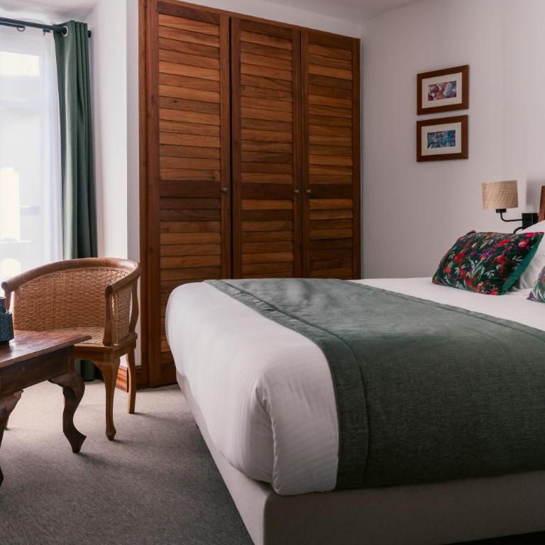 Villa Kerasy Hotel Spa - Chambre de Luxe - Côté Jardin - 9