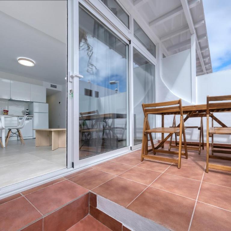 Puerto Perla 3 - 100M to the Beach By Lanzarote Vacation Homes - Apartamento de 2 dormitorios - 1