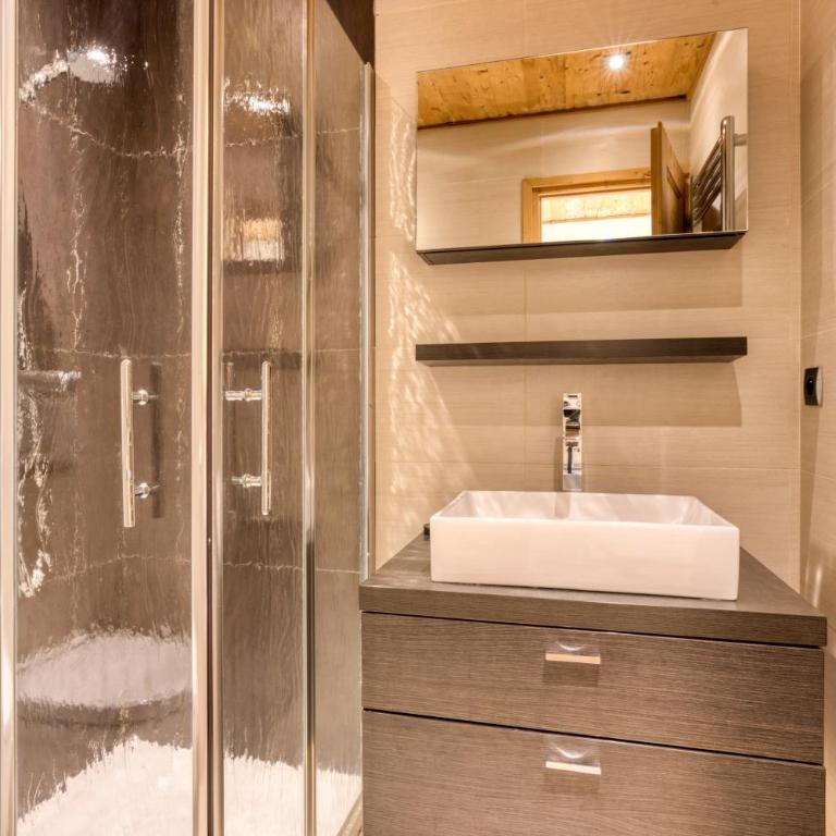 Apartment Au Bon Coin - Luxury Chamonix Hidden Haven, Mont Blanc view, Hot Tub and Garden - Superior Apartment mit Bergblick - 25