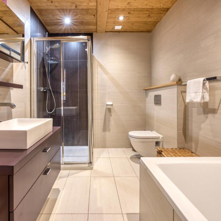 Apartment Au Bon Coin - Luxury Chamonix Hidden Haven, Mont Blanc view, Hot Tub and Garden - Superior Apartment mit Bergblick - 31