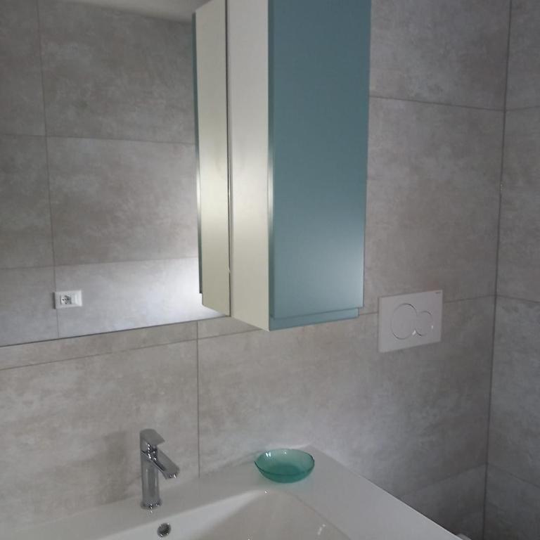 CA' Moni - Camera Doppia con Letti Singoli e Bagno in Comune - 23