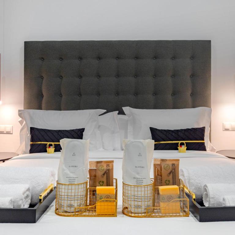 Central and Luxury apartment big capacity in Madrid - Three-Bedroom Apartment - 13