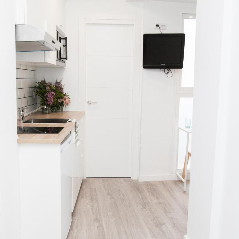 GoToSeville Mini Studio - Estudio Superior - 17