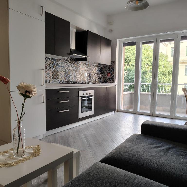 Your perfect host in Rome - Appartamento con 2 Camere da Letto - 1