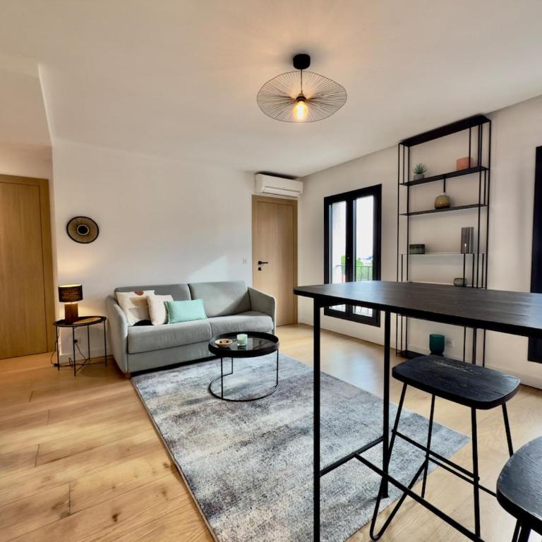 Moderne - Lumineux - Vue Port Antibes - Apartment mit 1 Schlafzimmer und Aussicht - 6