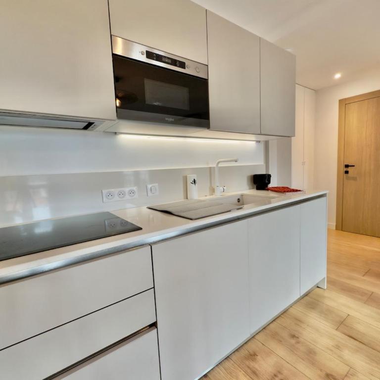 Moderne - Lumineux - Vue Port Antibes - Apartment mit 1 Schlafzimmer und Aussicht - 10