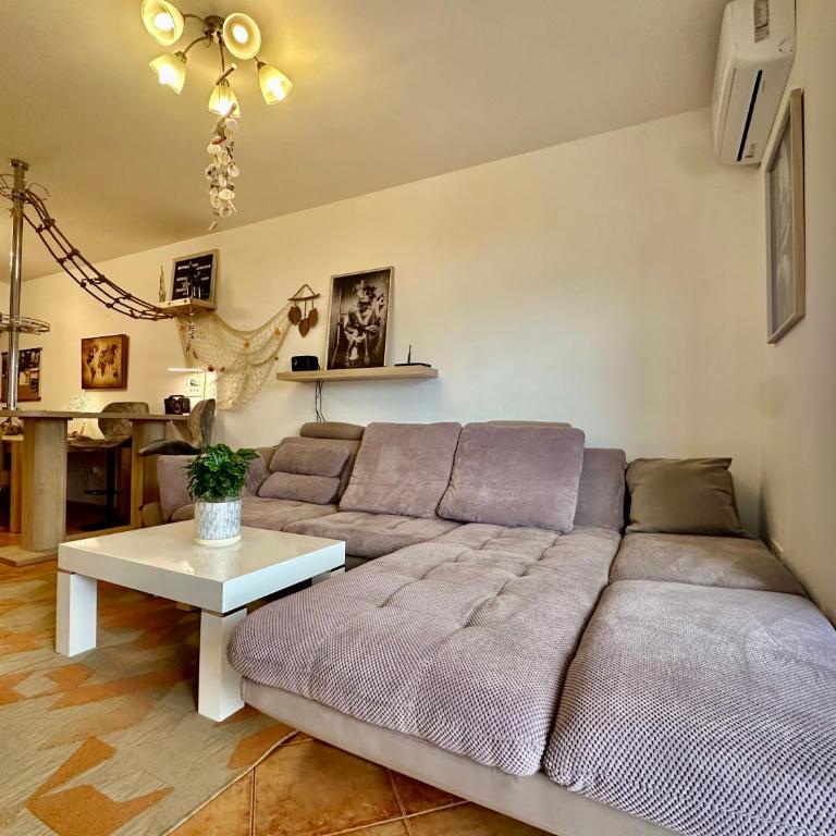 Sea View Budva - Apartman sa 2 Spavaće Sobe - 16