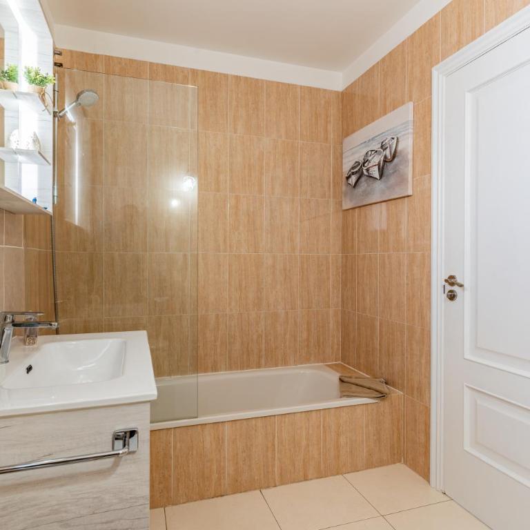 Sunset Hideaway-Roque del Conde - Two-Bedroom Apartment - 44