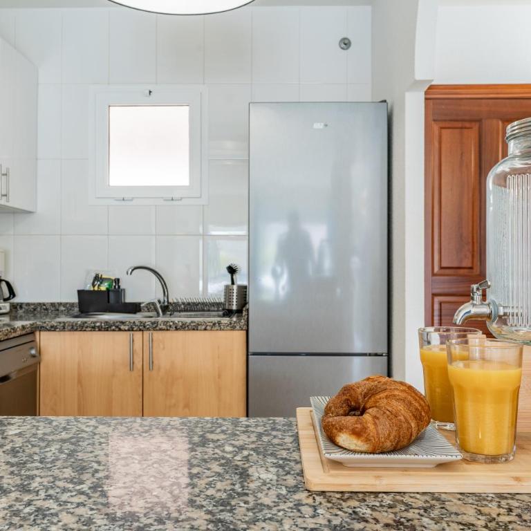 Sunset Hideaway-Roque del Conde - Two-Bedroom Apartment - 34