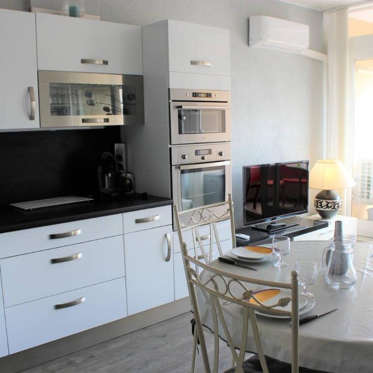 Agréable appartement T2 avec loggia proche commerces et plage - 4ALB24 - Appartement avec Terrasse - 16