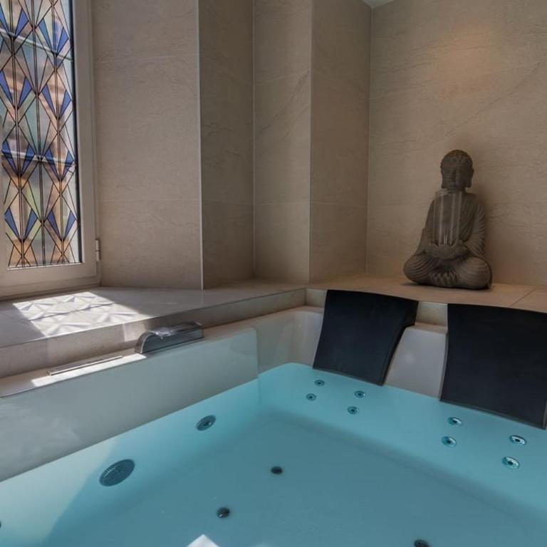 Magnifique appartement - Jacuzzi - Port de Nice - Appartement Deluxe - 5