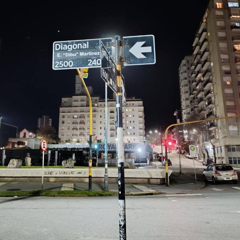 Departamento 4 ambientes Mar del Plata sobre Diagonal Dibu Martinez - Apartamento de 3 dormitorios - 4