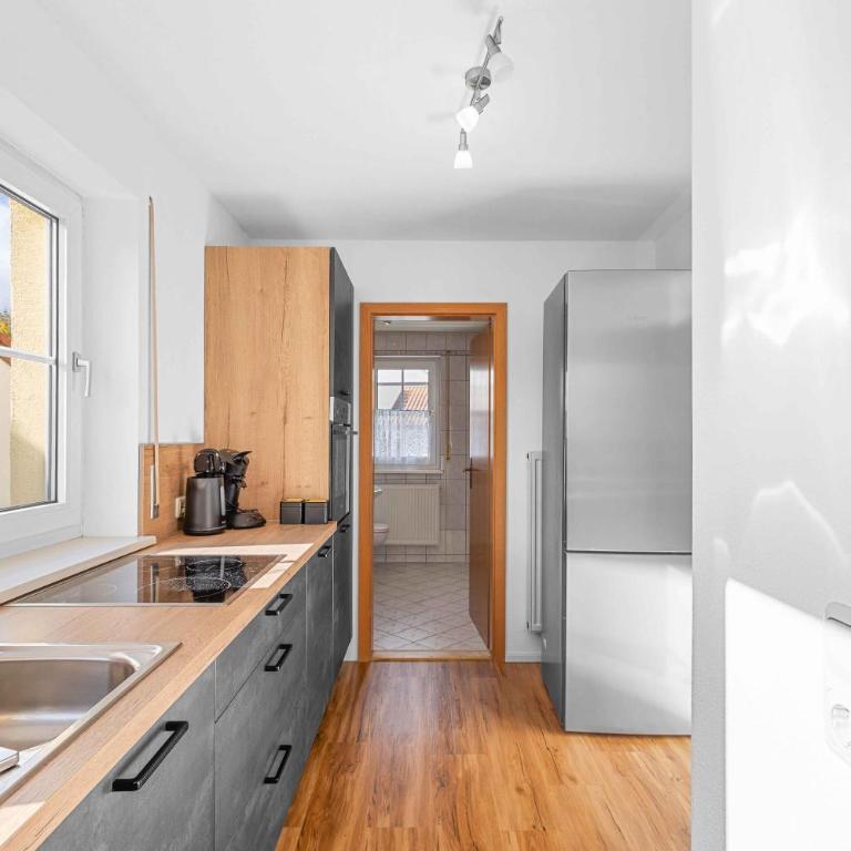 EG Apartment - WLAN - Terrasse - Parkplatz - Apartment mit 1 Schlafzimmer - 11