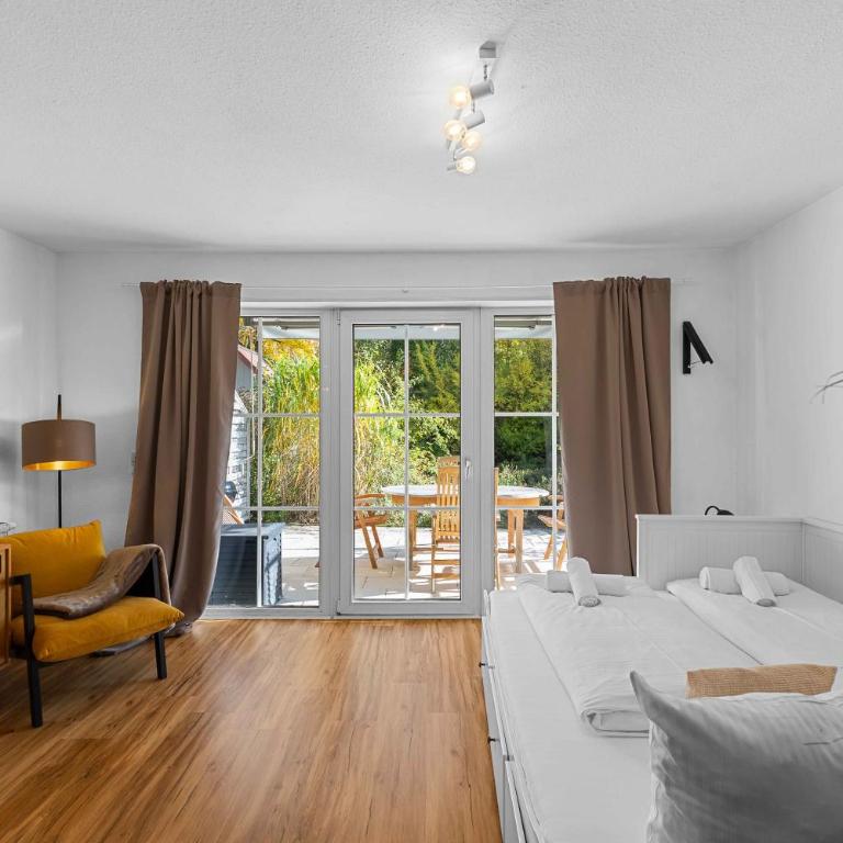 EG Apartment - WLAN - Terrasse - Parkplatz - Apartment mit 1 Schlafzimmer - 4
