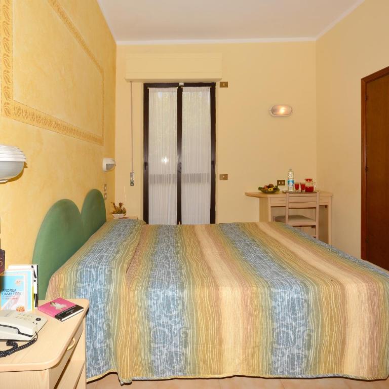 Albergo Martini - Camera Matrimoniale/Doppia con Letti Singoli - 18