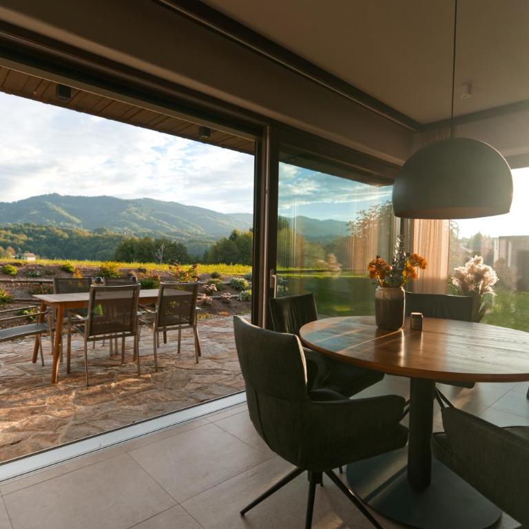 Stilvolles Ferienhaus Südsteiermark ruhige Lage top Aussicht & E-Ladestation - Ferienhaus mit 3 Schlafzimmern - 25
