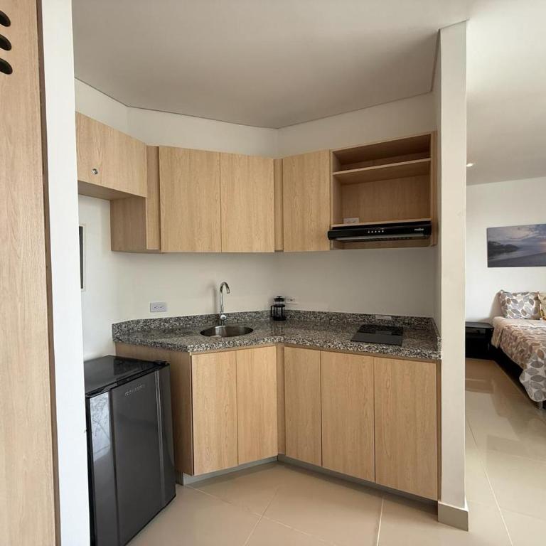 Edificio Eira - Studio with Balcony - 11