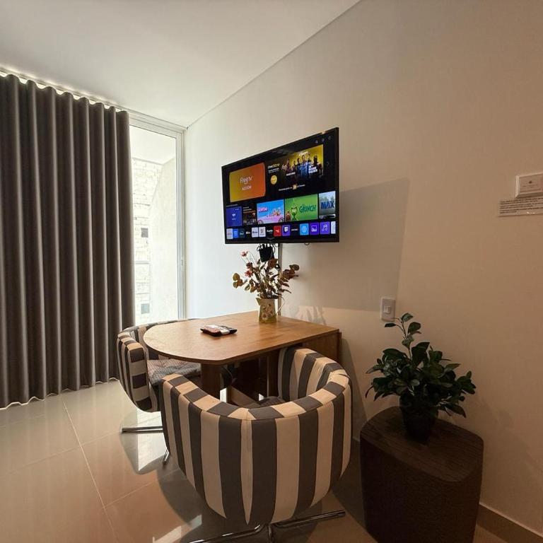 Edificio Eira - Studio with Balcony - 10