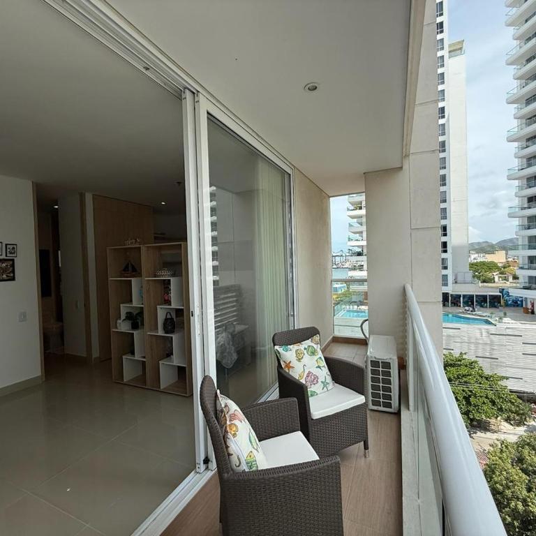 Edificio Eira - Studio with Balcony - 16