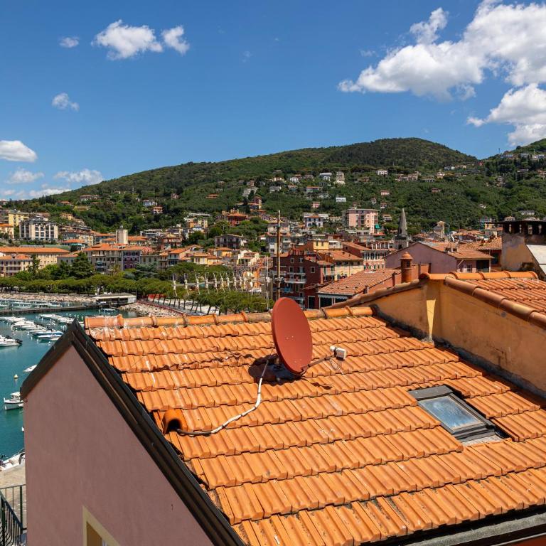 L'Arpara Casa al Molo dal Mare al Castello - Appartamento con 1 Camera da Letto - 40