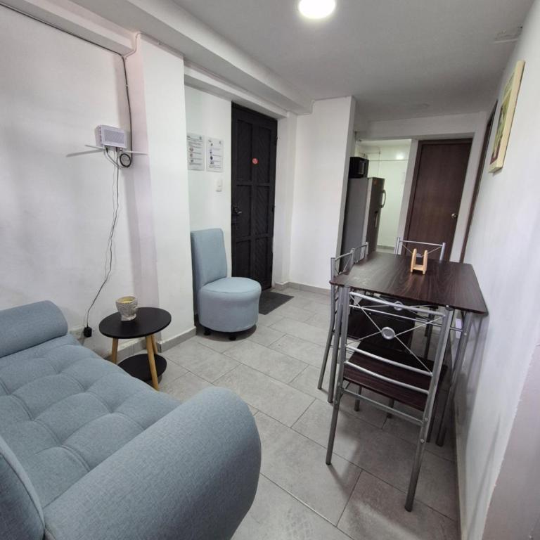 Apto centro cerca al san jorge - Apartamento de 2 dormitorios - 3