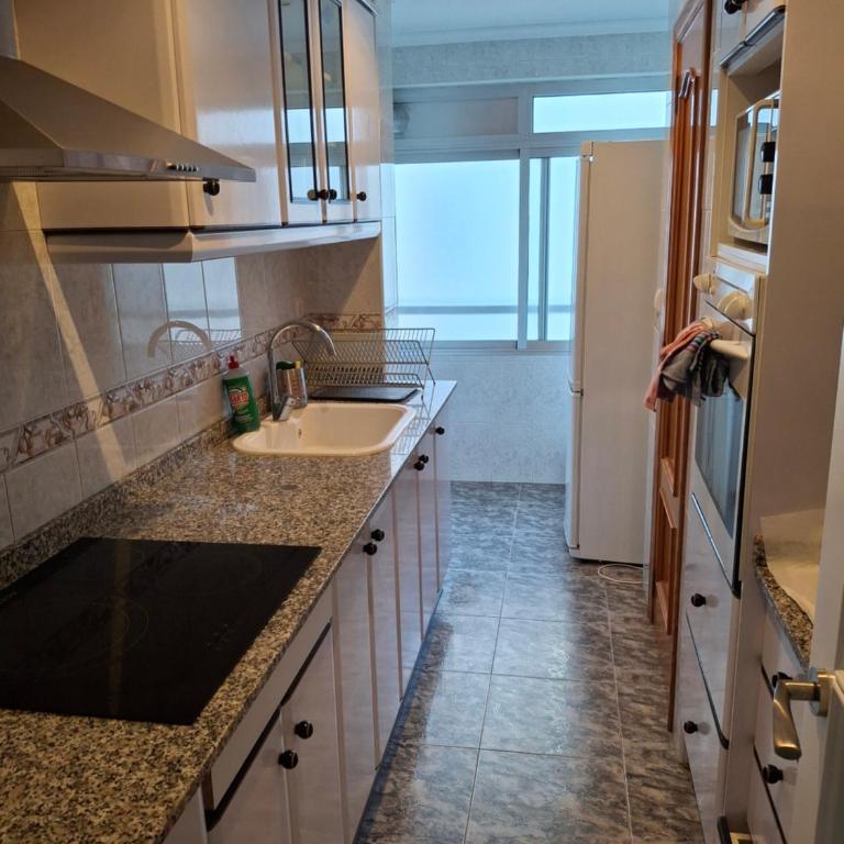Sea and Sun con vistas a la playa San Antoni - Two-Bedroom Apartment - 9