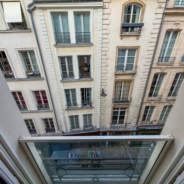 Hôtel 85 Saint Honore - Chambre Double Supérieure Confort - Vue sur Ville - 8