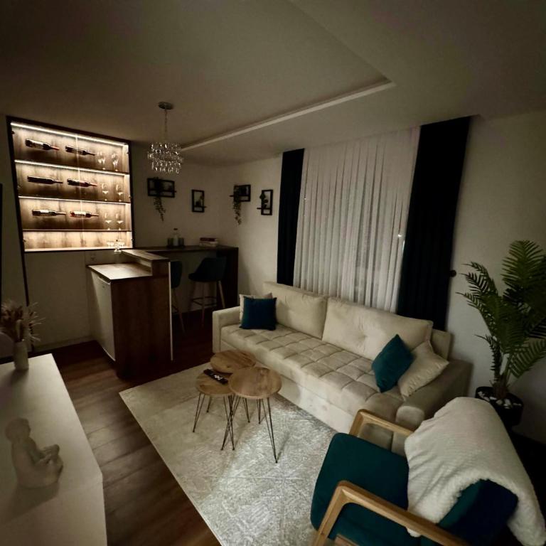 Elit Lux Apartments - One-Bedroom Apartment - 10