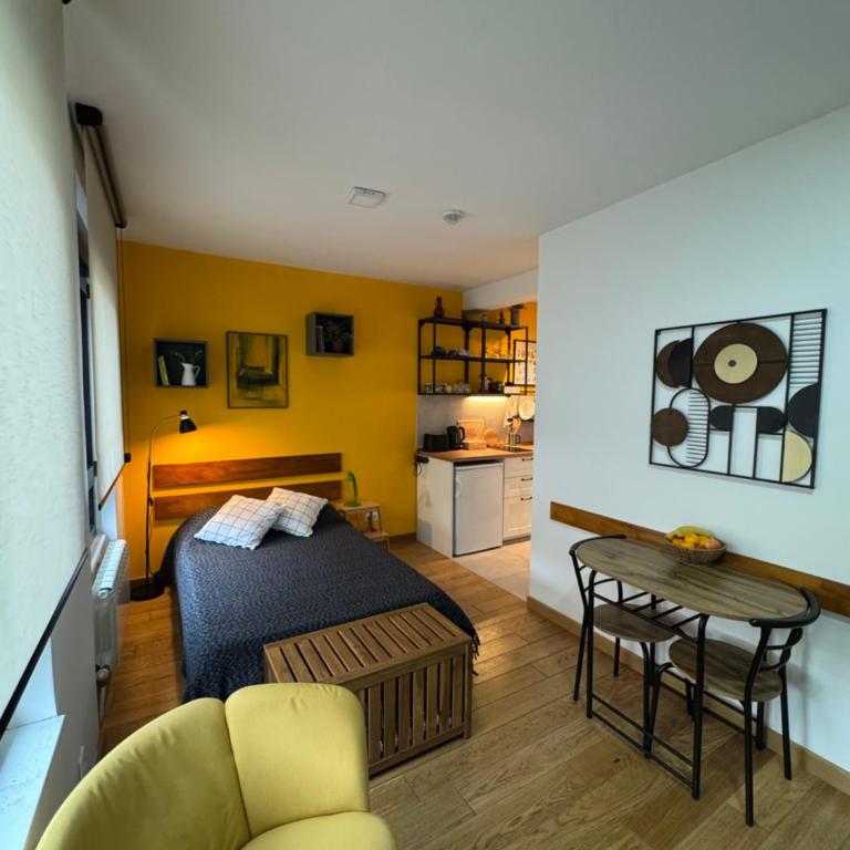 Cozy stay near the city center - Apartman sa 1 Spavaćom Sobom - 2