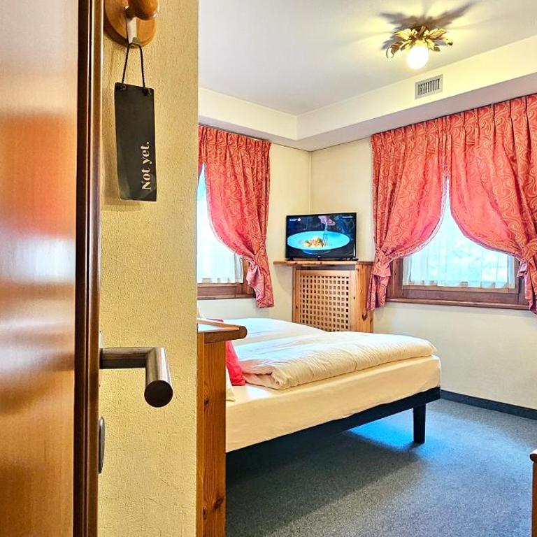 Albergo Alpenrose - Camera Matrimoniale/Doppia con Letti Singoli - 2