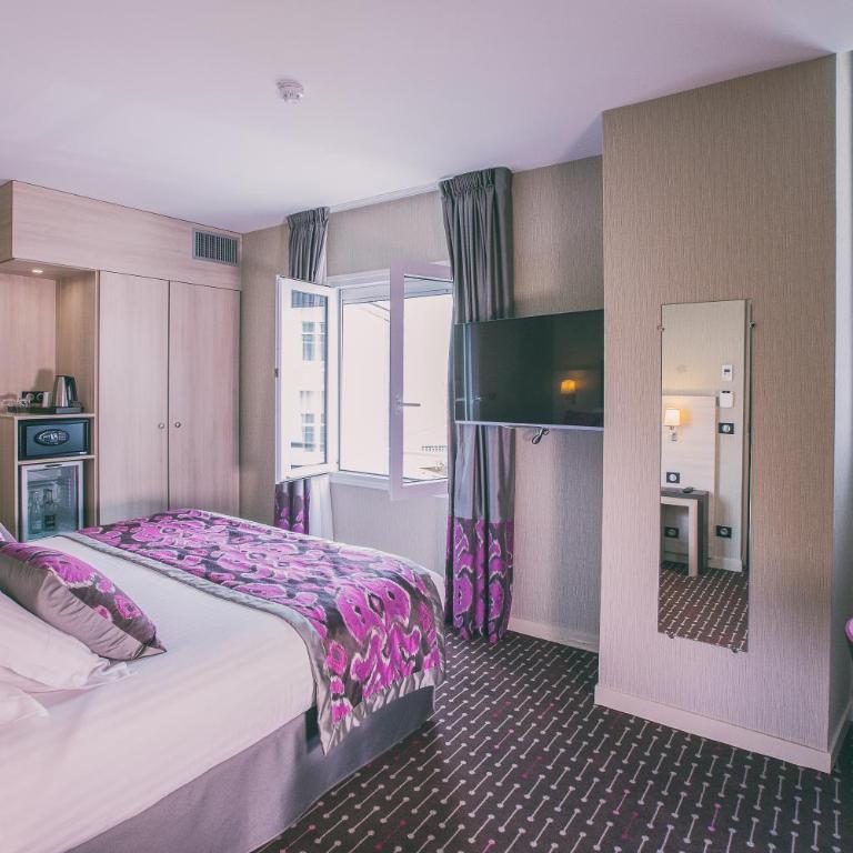 Best Western Plus Richelieu - Chambre Lit King-Size Supérieure - Non-Fumeurs - 6