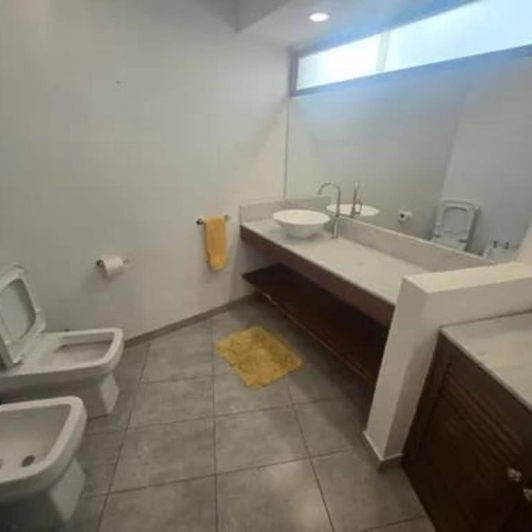 Casa 3 dormitorios - Casa de 3 dormitorios - 2