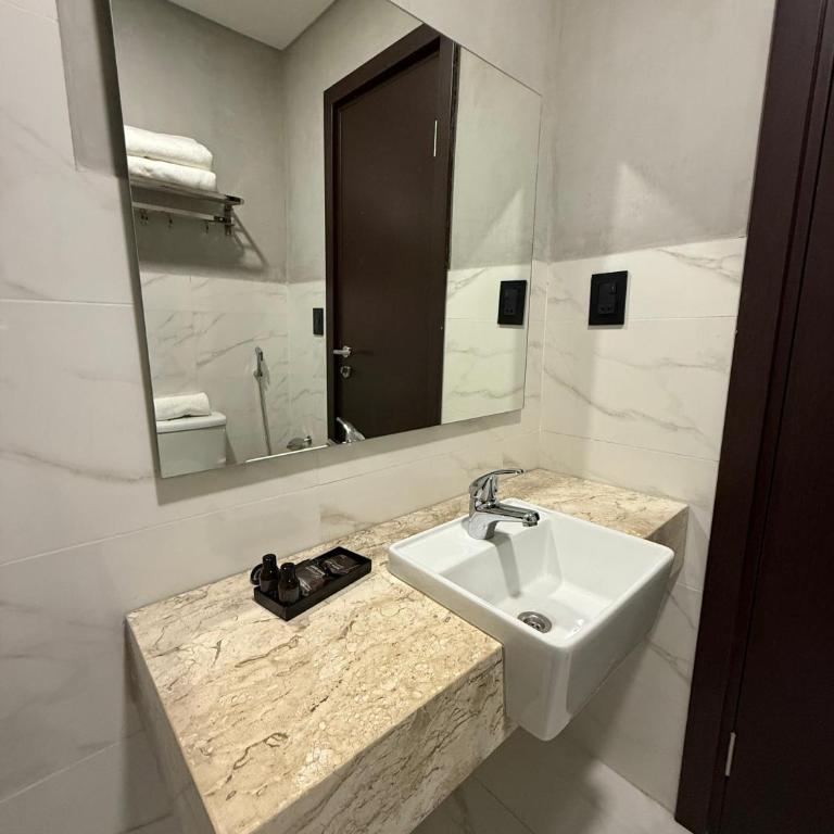 Ramada Suites by Wyndham Asuncion Aeropuerto - Twin Room - Non-Smoking - 6