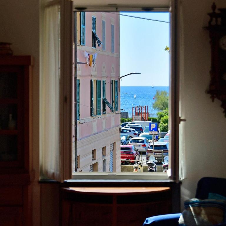 La finestra sul mare - 2 camere - vicino spiaggia - Three-Bedroom Apartment - 10