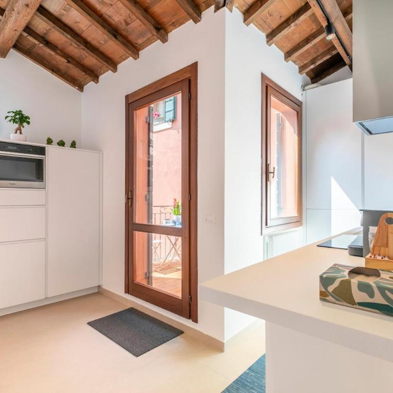 Fitness e Charme - con Terrazzino nel Cuore di Padova - Appartamento Deluxe con 1 Camera da Letto e Vista Città - 7