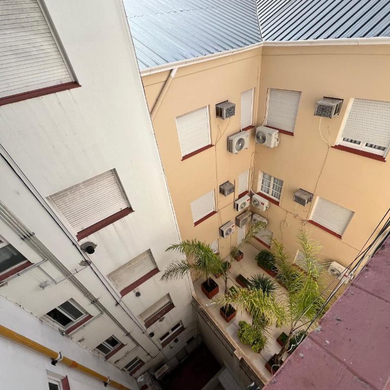 Excelente monoambiente centrico, a una cuadra de la playa - One-Bedroom Apartment - 15
