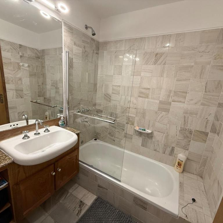 Edificio scorpio 3 dormitorios - Two-Bedroom Apartment - 30
