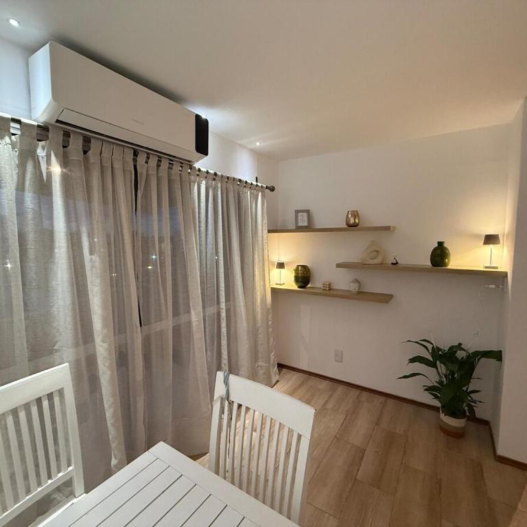 Edificio scorpio 3 dormitorios - Two-Bedroom Apartment - 45