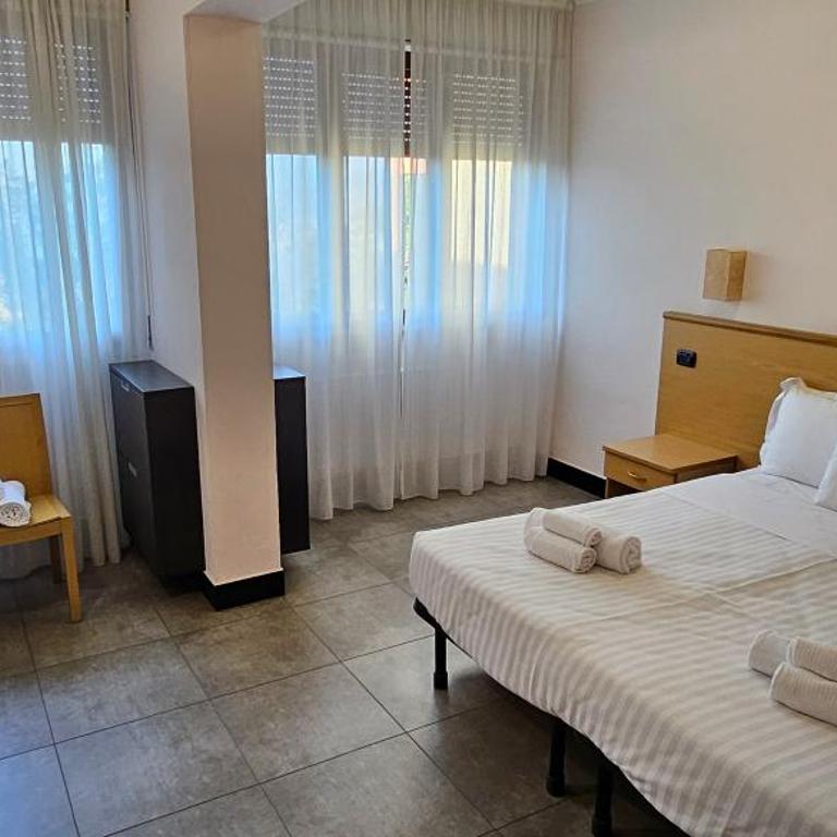 Hotel Riviera Belsoggiorno - Camera Familiare - 2