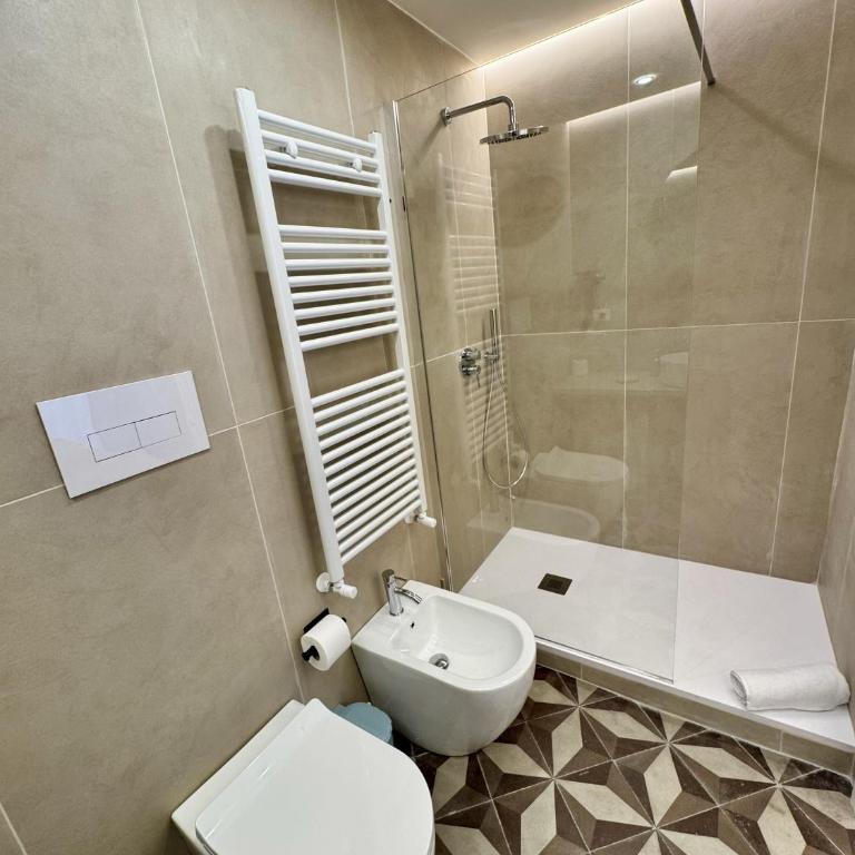 Palermo Central Rooms - Double Room with Balcony - 3