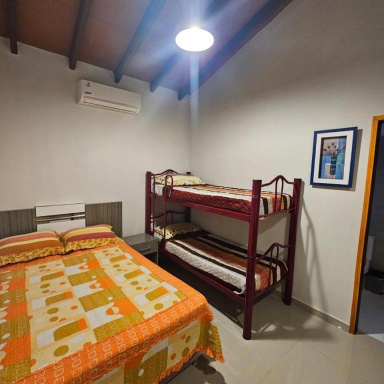MH Hostel - Quadruple Room with Private Bathroom - 2