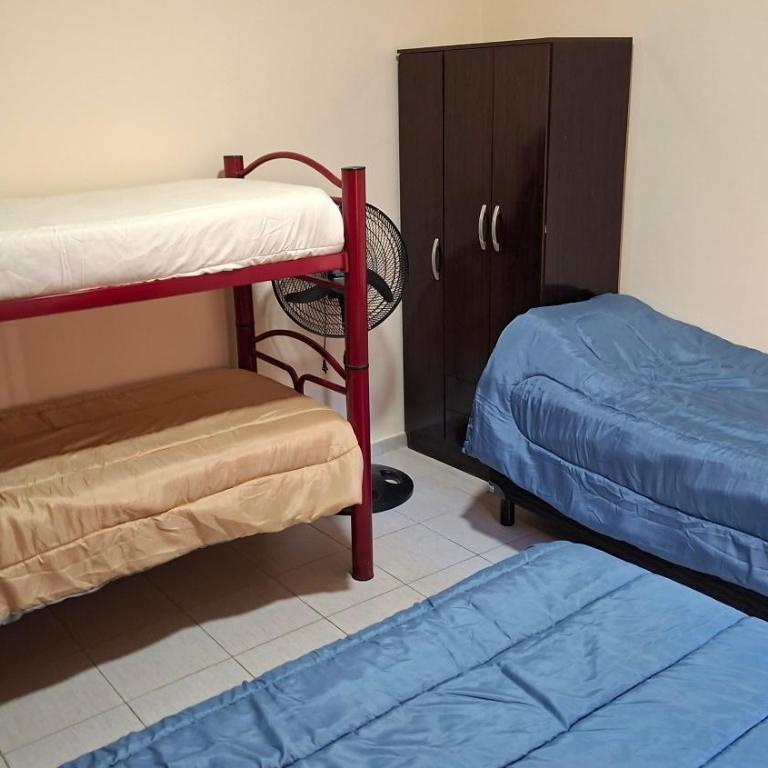 Departamentos céntricos con parrilla - Two-Bedroom Apartment - 11