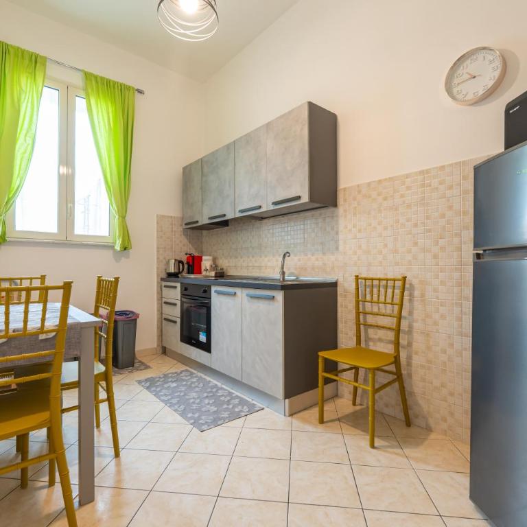 Easylife - Naples - Librai 14 - Historic Center - Two-Bedroom Apartment - 30