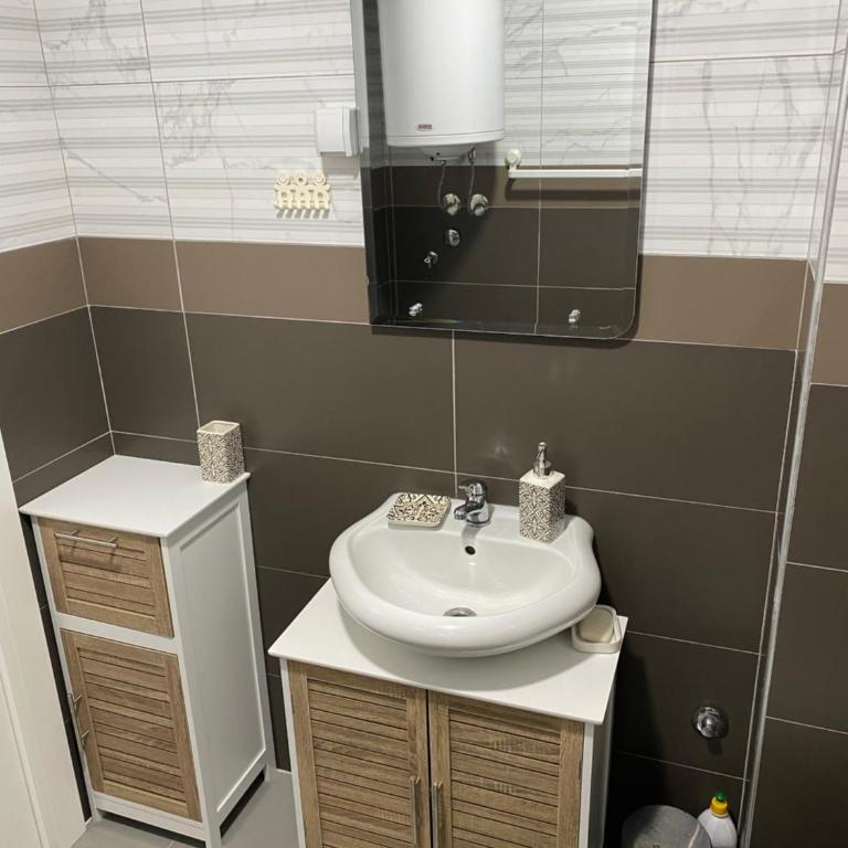 Apartman Živković - One-Bedroom Apartment - 9