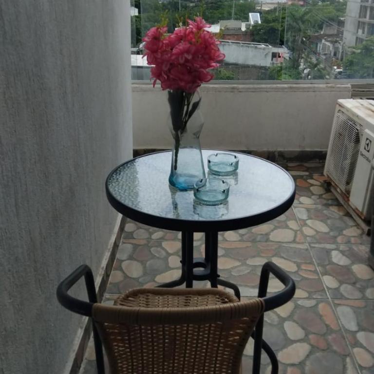 Moderno apartamento con vista al mar en Cartagena - Three-Bedroom Apartment - 7