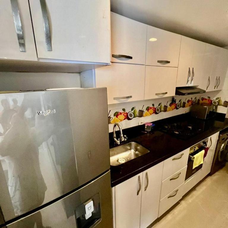 Moderno apartamento con vista al mar en Cartagena - Three-Bedroom Apartment - 22