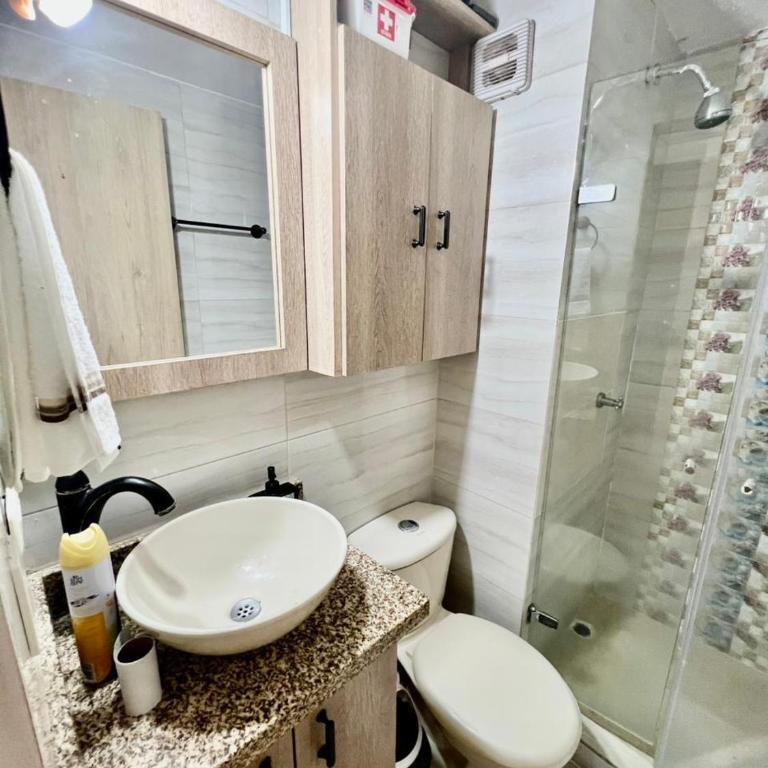 Moderno apartamento con vista al mar en Cartagena - Three-Bedroom Apartment - 26